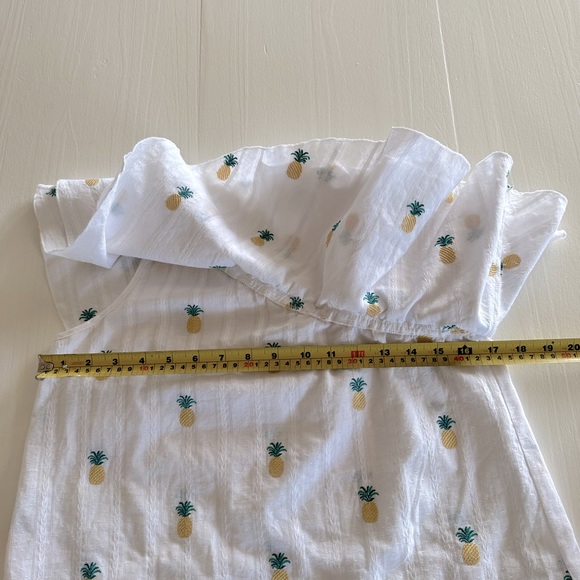 Pineapple Ruffle Top Size Small - Picture 7 of 7